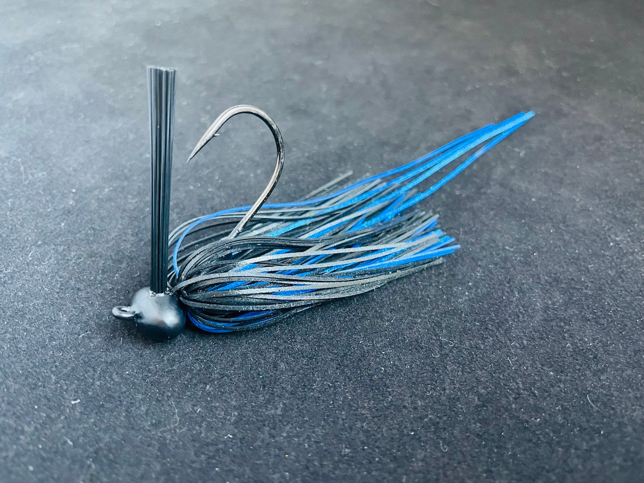 FOOTBALL JIG 3/8 OZ.